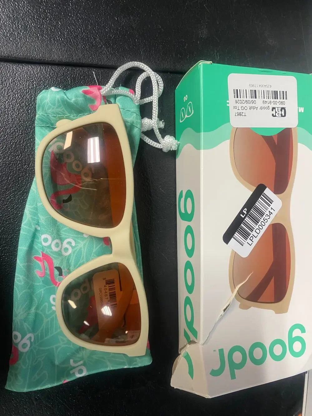 NWT - goodr adult OG Toasted Marshmallow Magic Plastic Rectangle Sunnies